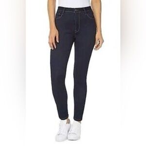 NWOT Kensie Indigo Dark Wash Jeans 🤍 Flattering Classic Fit